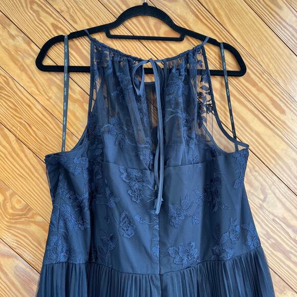City Chic Angelic Navy Blue Lace Chiffon Maxi Dress Sz 20 - Picture 5 of 6